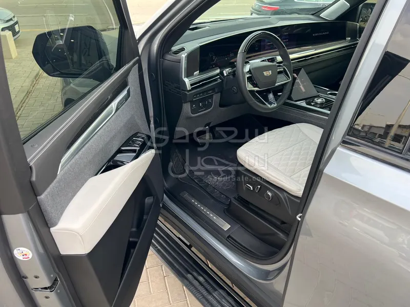 2025 Cadillac Escalade V