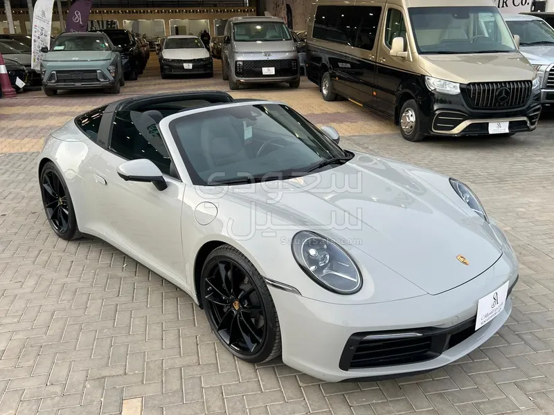 2021 بورش 911 تارجا