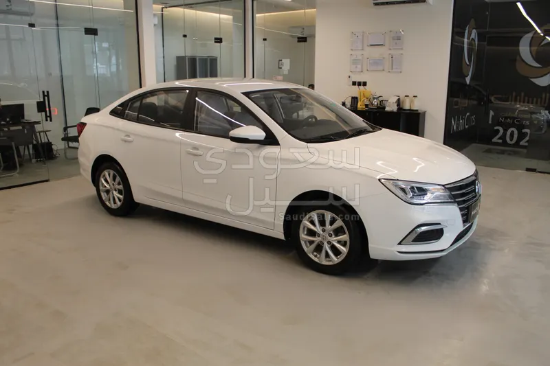 2025 ام جي ام جي 5