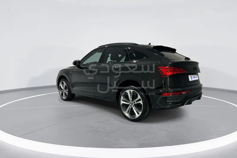 2025 اودي كيو 5 اس لاين