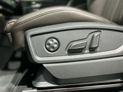 2025 اودي كيو 5 اس لاين