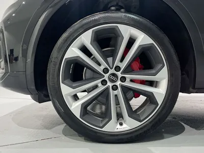 2025 اودي كيو 5 اس لاين