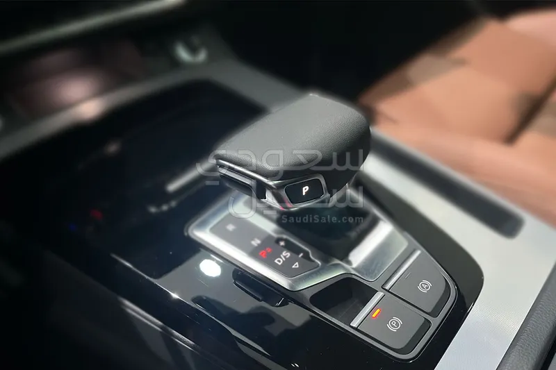 2025 اودي كيو 5 اس لاين