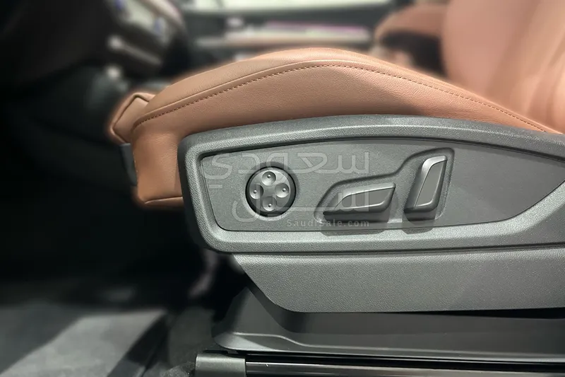 2025 اودي كيو 5 اس لاين