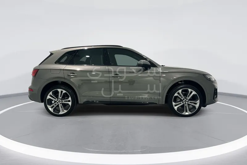 2025 اودي كيو 5 اس لاين