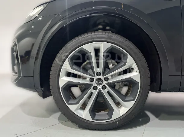 2024 اودي كيو 5 اس لاين