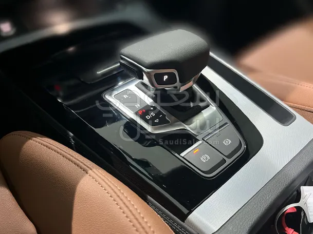 2024 اودي كيو 5 اس لاين