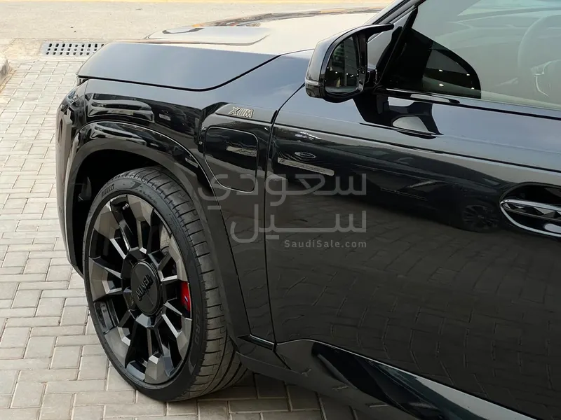 2024 بي ام دبليو اكس ام