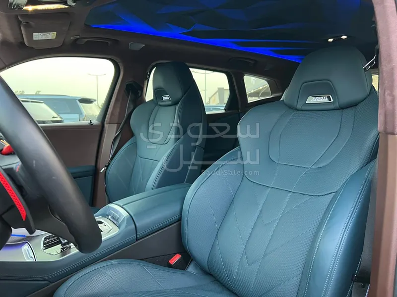 2024 بي ام دبليو اكس ام