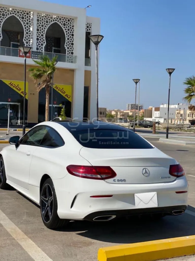 2018 مرسيدس - بنز سي 300