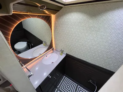 2021 مرسيدس - بنز في 300دي