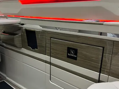 2021 مرسيدس - بنز في 300دي