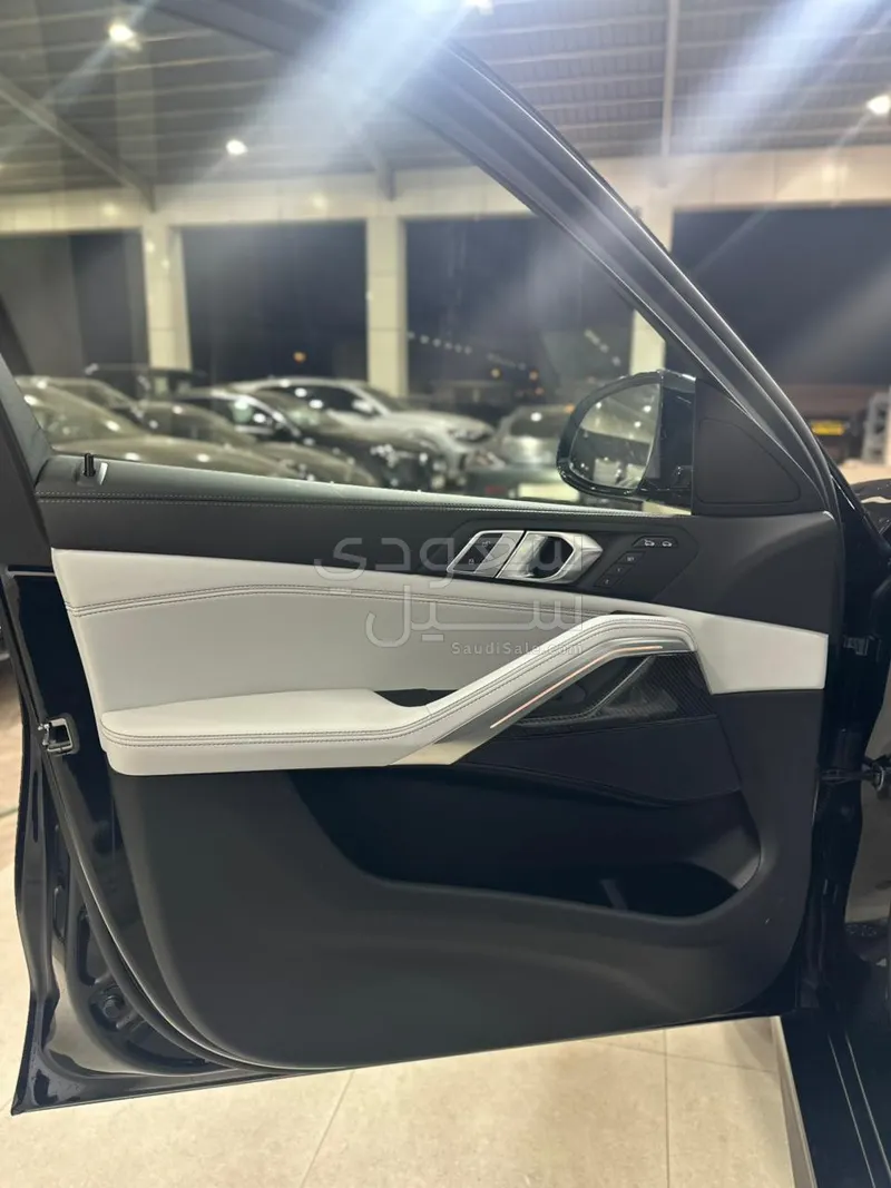 2026 BMW X Series 6 M Kit