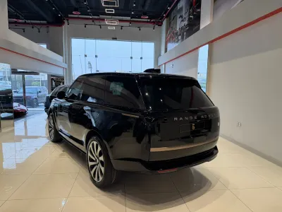2025 Land Rover Range Rover SV Autobiography
