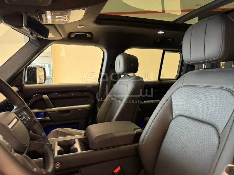2025 Land Rover Defender X