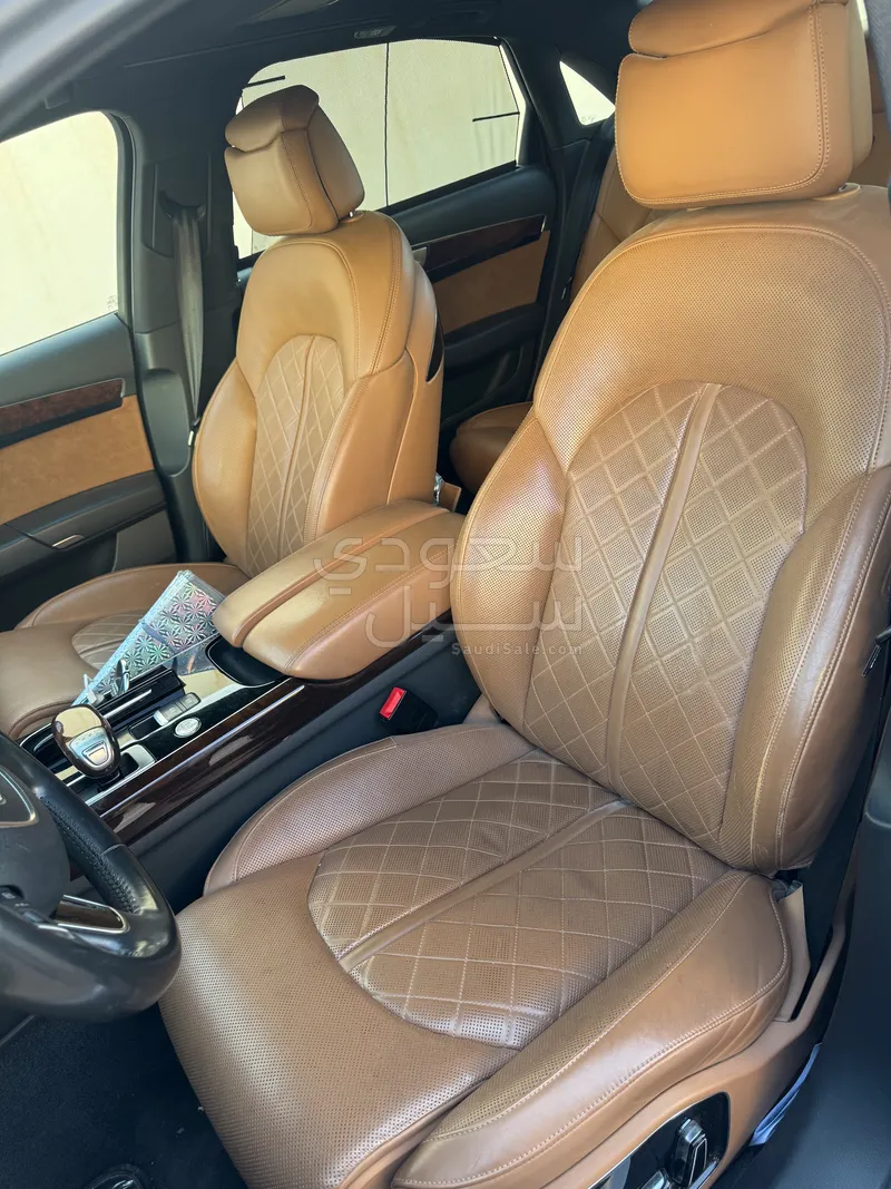 2016 اودي اي 8