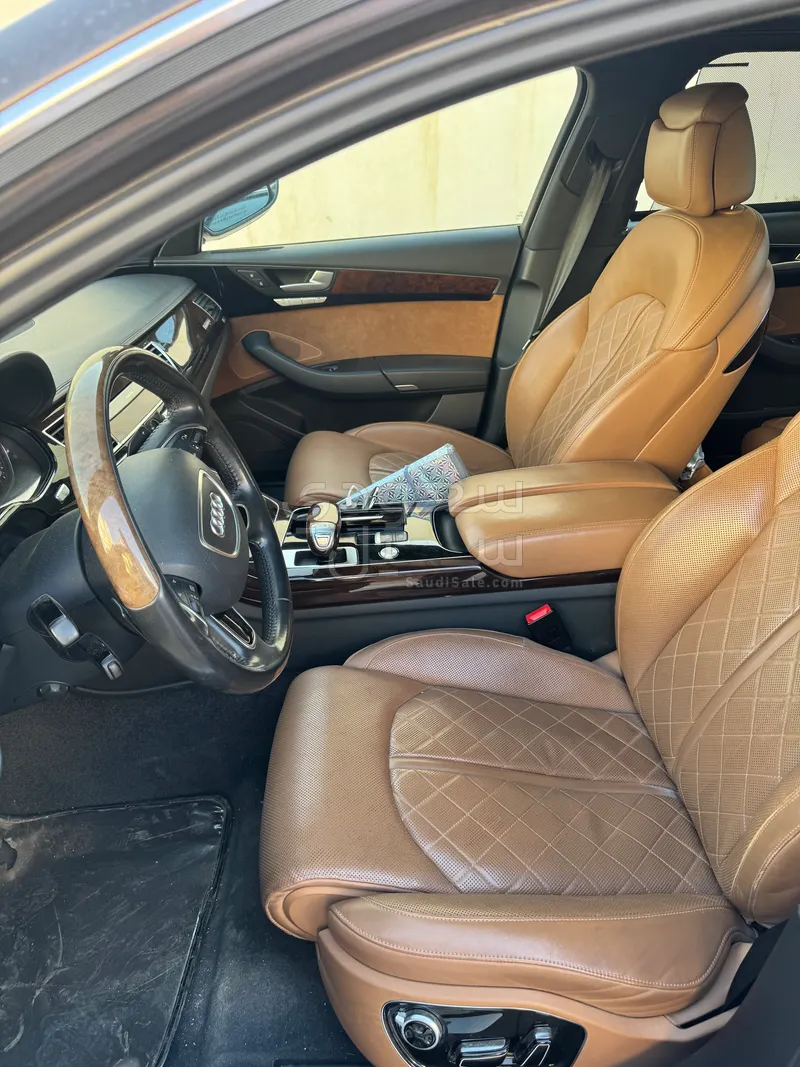 2016 اودي اي 8