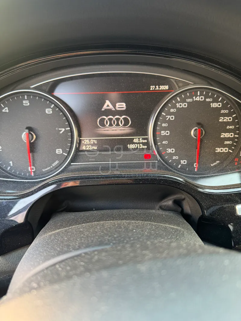 2016 اودي اي 8