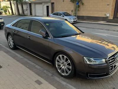 2016 اودي اي 8