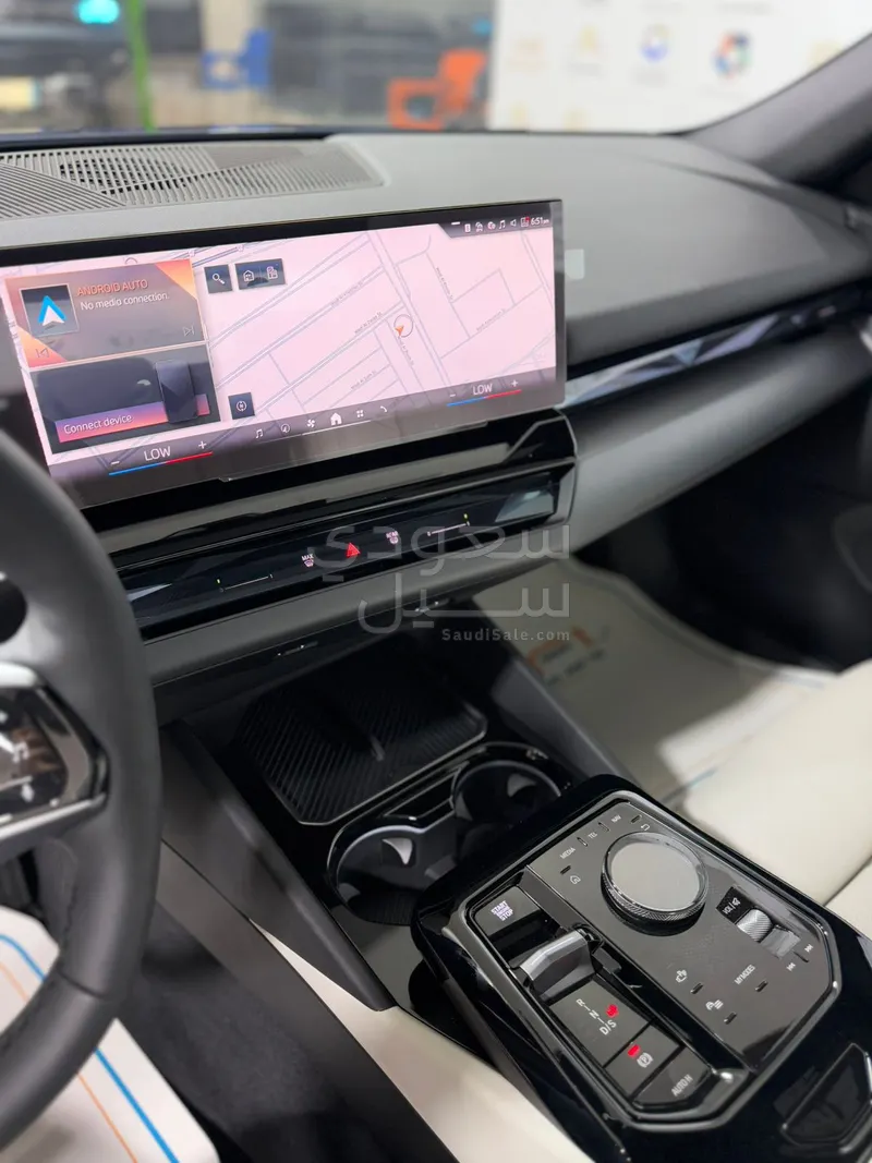 2026 بي ام دبليو الفئة الخامسة 520 أي