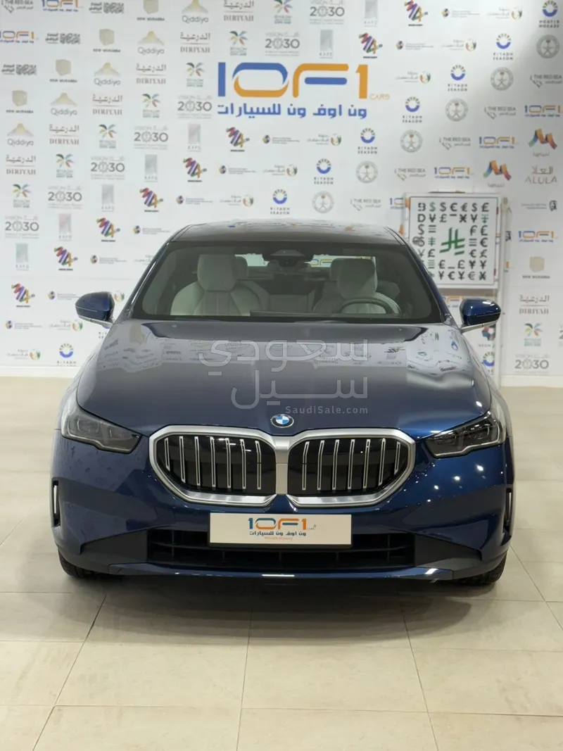 2026 بي ام دبليو الفئة الخامسة 520 أي