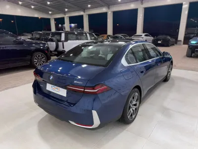 2026 بي ام دبليو الفئة الخامسة 520 أي