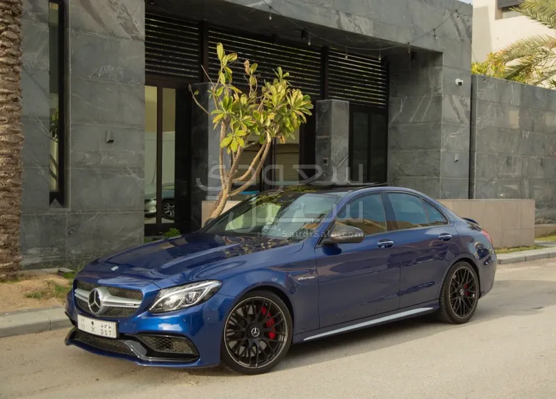 2016 مرسيدس - بنز سي 63إٍس أي إم جي
