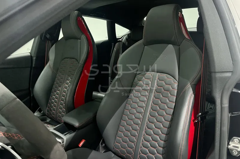 2023 اودي ار اس 5