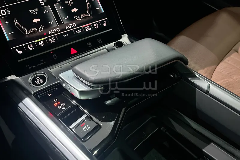 2024 اودي كيو 8 اي ترون