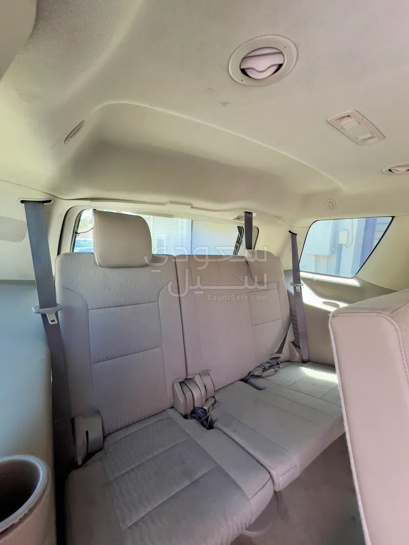 2017 جي ام سي يوكون اس ال اي