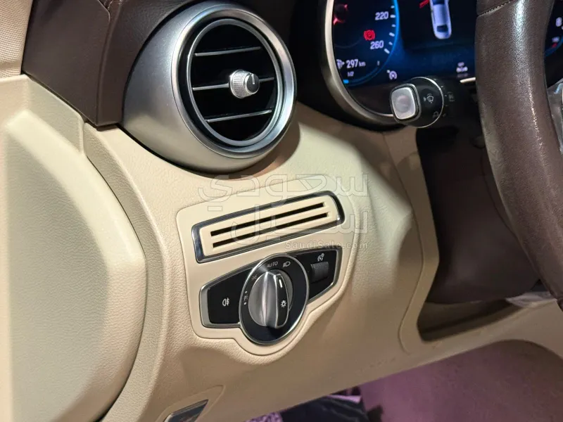 2019 مرسيدس - بنز سي 200 أي إم جي