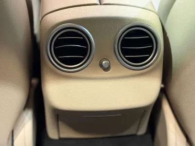 2020 مرسيدس - بنز إي 200