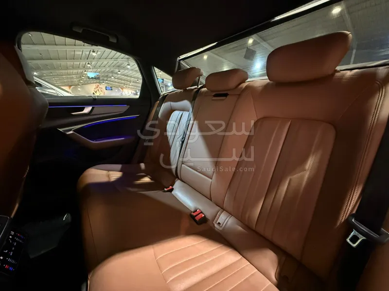 2021 اودي اي 6 40 تي اف اس اي