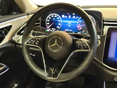 2025 مرسيدس - بنز إي 200