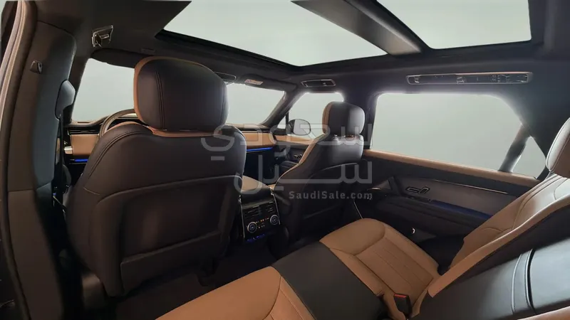 2025 Land Rover Range Rover Sport HSE