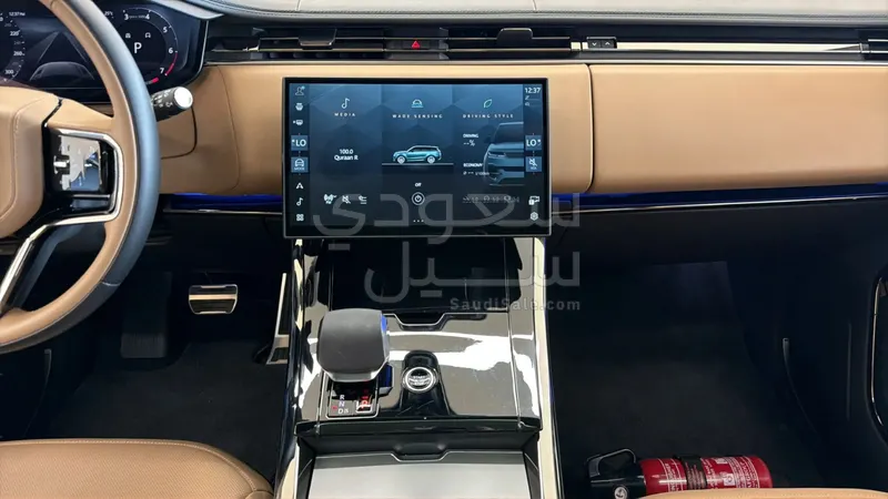 2025 Land Rover Range Rover Sport HSE