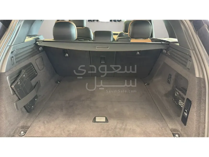 2025 Land Rover Range Rover Sport HSE