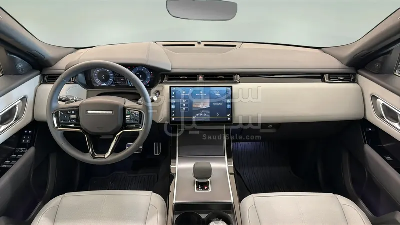 2026 Land Rover Range Rover Velar SE