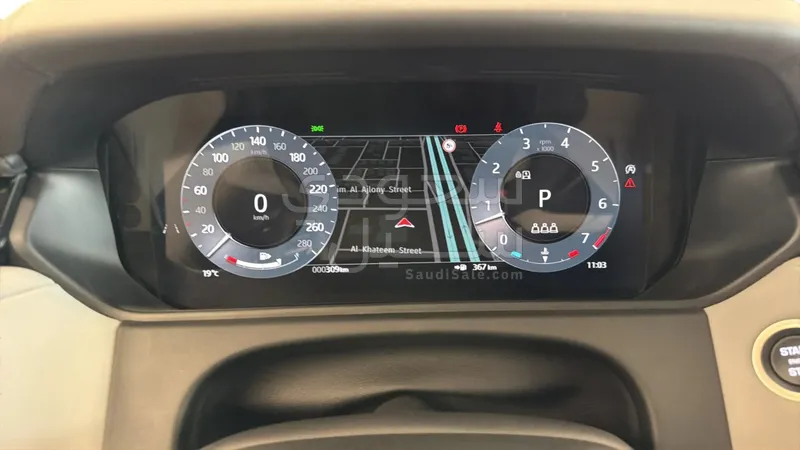 2026 Land Rover Range Rover Velar SE