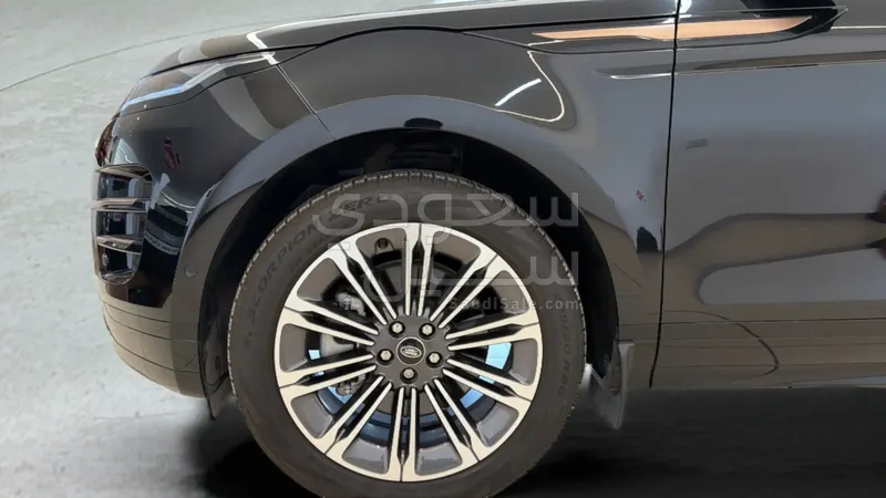 2025 Land Rover Range Rover Evoque Dynamic