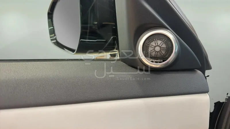 2025 Land Rover Range Rover Evoque Dynamic