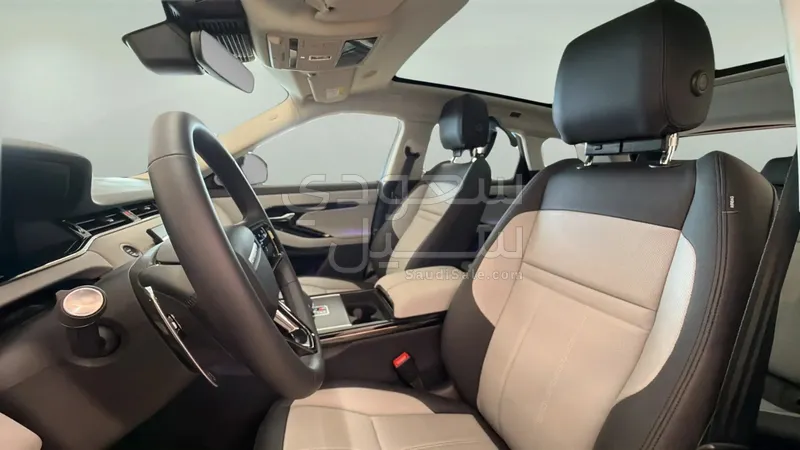 2025 Land Rover Range Rover Evoque Dynamic