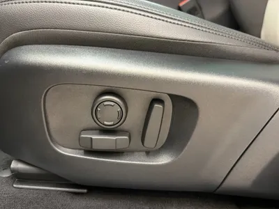 2025 Land Rover Range Rover Evoque Dynamic