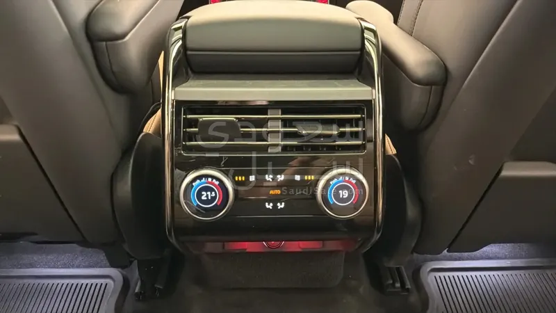 2025 Land Rover Range Rover Sport HSE