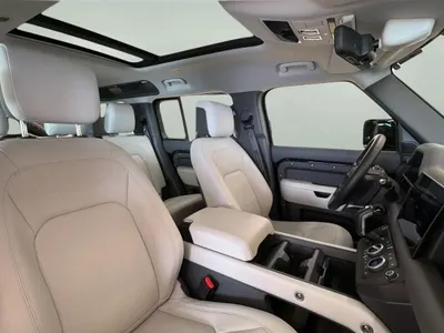 2025 Land Rover Defender X dynamic