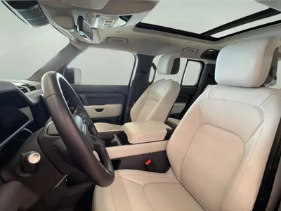 2025 Land Rover Defender X dynamic