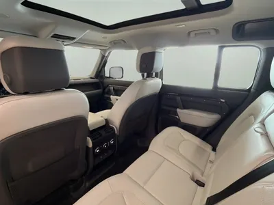 2025 Land Rover Defender X dynamic