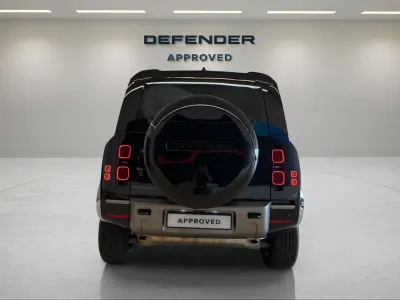 2025 Land Rover Defender X dynamic