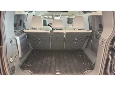 2025 Land Rover Defender X dynamic