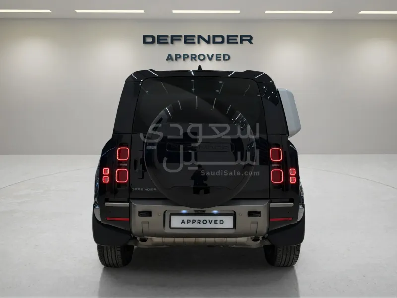 2025 Land Rover Defender 90